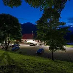 Camping Zoncolan Camping Caravan *
