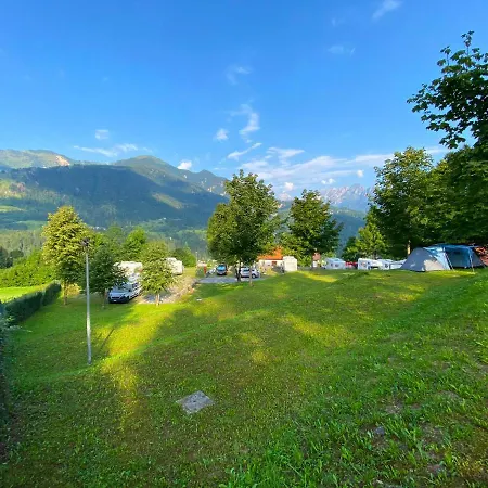 Camping & Caravan Zoncolan *