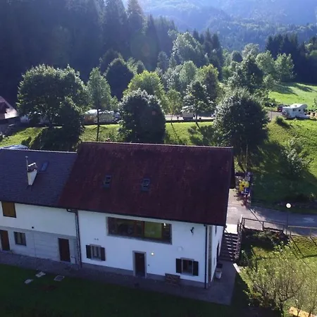 Camping Zoncolan Camping Caravan *